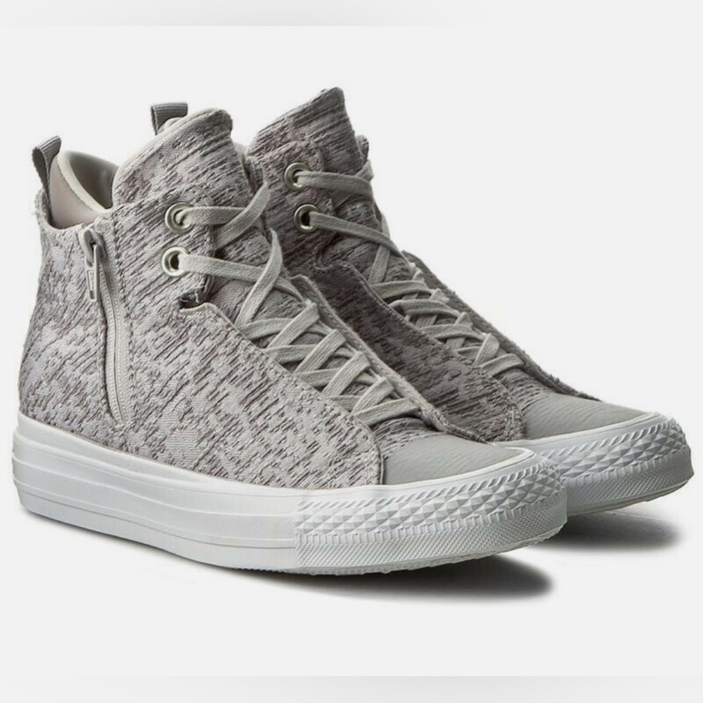 - Converse Chuck Taylor All Star Selene Winter Knit Mid Mouse - Picture 1 of 6